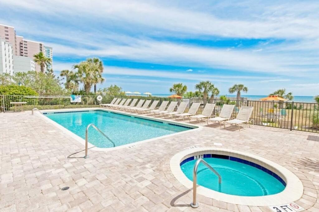 Ocean View Condo On The Beach! Myrtle Beach Exterior foto